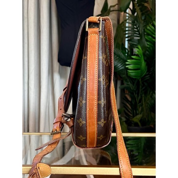 Louis Vuitton Monogram Chantilly GM Shoulder CrossBody Bag - Picture 3 of 15